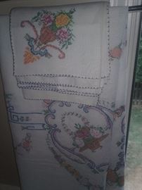 Vintage cross stitch on linen ...tablecloth..napkins