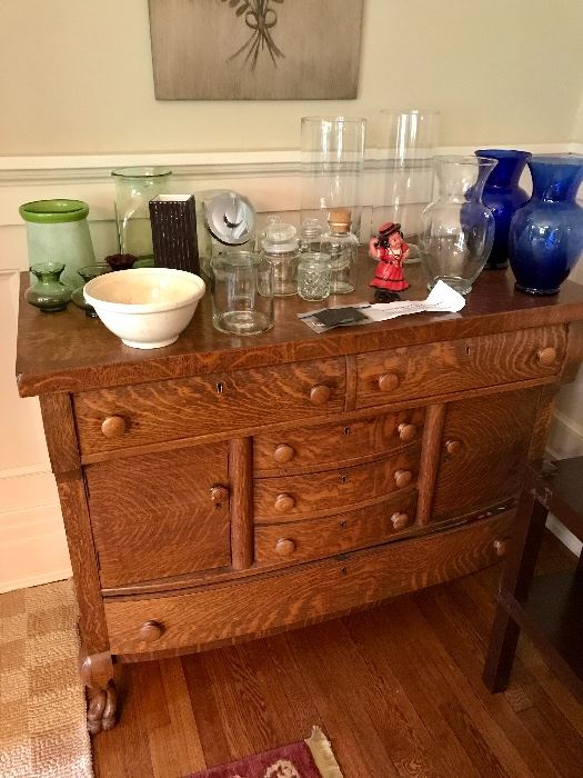 Buffet and Glassware