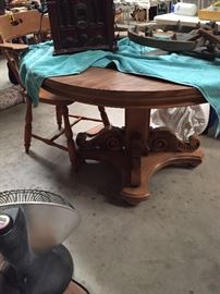 Round table, chairs