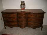 BROYHILL DRESSER