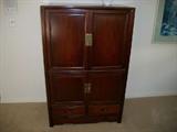 ROSEWOOD WARDROBE