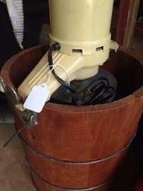 White Mountain ice cream freezer