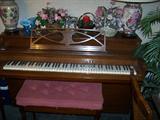 SPINET PIANO, FENTON CANDLE HOLDERS & PAIR OF LAMPS