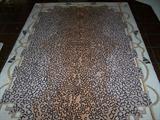 AREA RUG