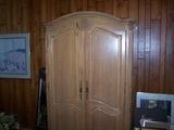 TV ARMOIRE