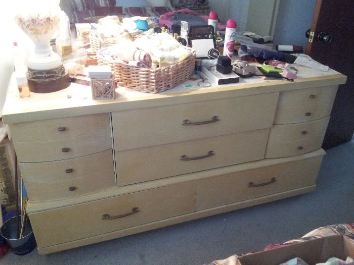 8 drawer dresser Again all solid wood construction all open with deep wells