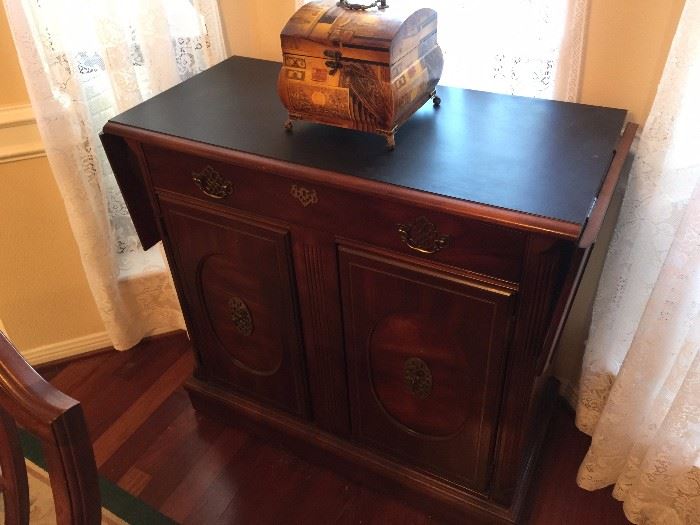 Old Katy Williamsburg Settlement Estate Sale starts on 8/5/2017