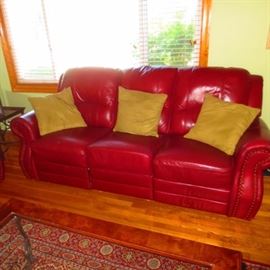 LEATHER LIVING ROOM SUITE WITH RECLINERS