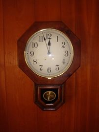 Colonial Wall Clock (Model # 116)