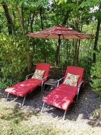 Outdoor chaise lounge chairs