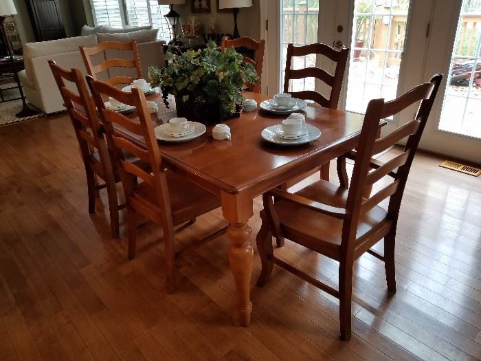 Bassett table and chairs