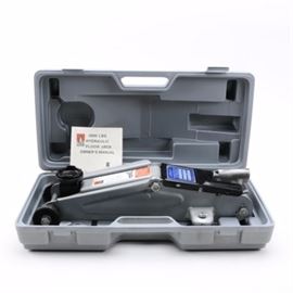 Pro-Lift Hydraulic Floor Jack and Case