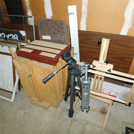 artist supplies, easels