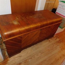 Lane cedar lined chest