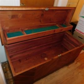 Lane cedar lined chest