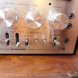 Pioneer CT-F1000 tape deck