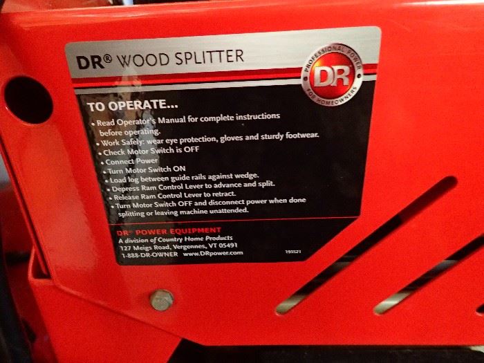 DR WOOD SPLITTER DR WOOD SPLITTER 5-ton electric/hydraulic  wood splitter with manual and paper work