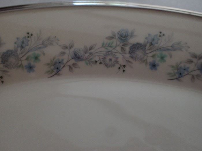 LENOX SET OF DISHES / REPERTOIRE / SMALL