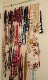 ASSORTED JEWELRY THIS IS JUST THE NECKLACES 