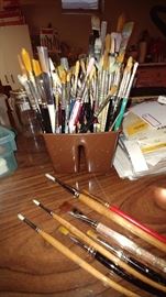 LOTS OF ART SUPPLIES / BRUSHES / PAINTS / CANVAS