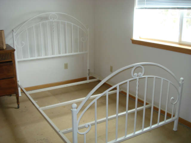 White bed frame (full size)