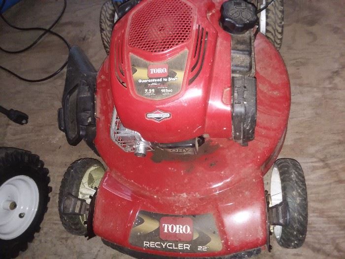 Toro recycler 22 lawn mower with bag