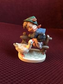 "Barnyard hero" Hummel figurine