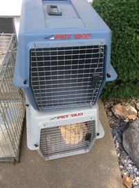 Pet carriers/cages