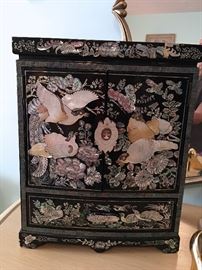 DETAILING OF ASIAN JEWEL BOX, INLAID WITH MOTHER OF PEARL