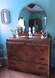 DECO DRESSER WITH ORIGINAL MIRROR AND DETAILING