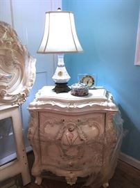 ART D ECO CLOCK(WORKING), NIGHT STAND TRINKET BOX AND LAMP