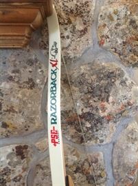 Razorback Bow