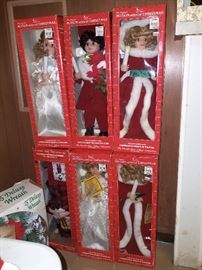 Mechanical Christmas figures