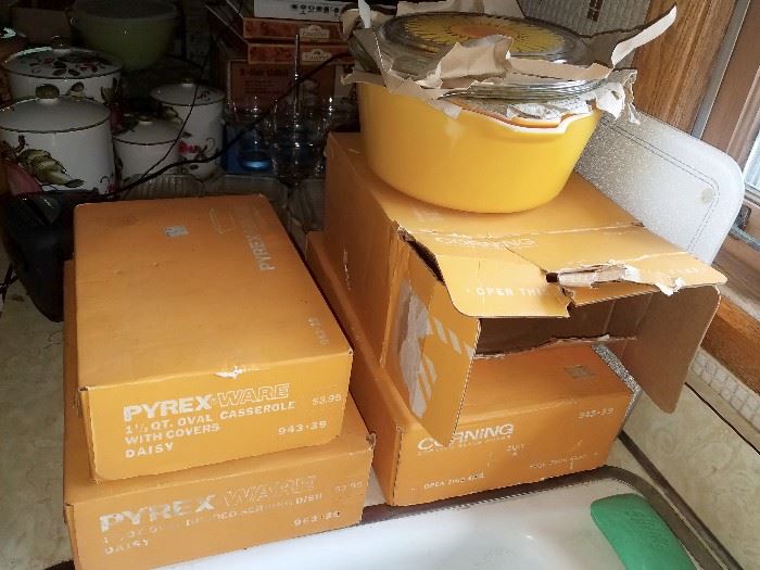 Vintage Pyrex Daisy Casseroles...all brand new in boxes!
