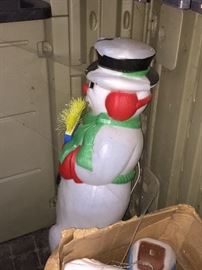 Snowman blow mold