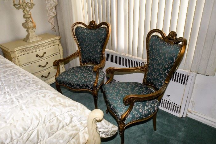 Miscellaneous Bedroom Chairs