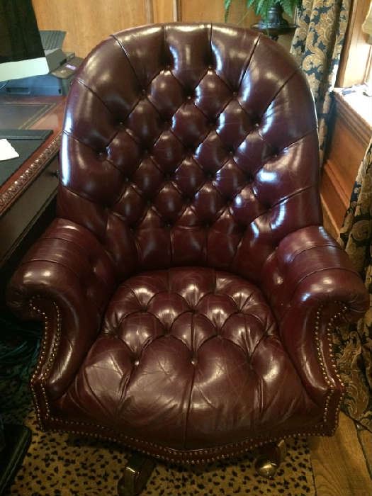Burgundy Swivel tufted Leather Chair