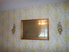 Wall mirror and decor