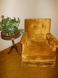 Vintage crushed velvet chair