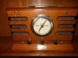 Vintage style radio