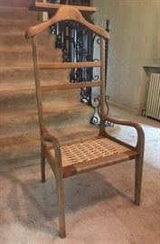 Vintage Mid Century Modern Amcrest gentleman's valet chair