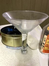DOES ANYONE ELSE EVER NEED A REALLY LARGE COCKTAIL GLASS? JUST ASKING
