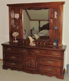 Pine Double Dresser with Gallery Mirror