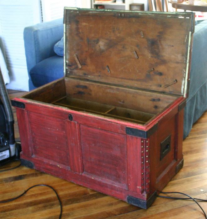 Vintage trunk