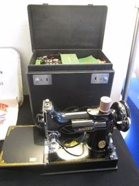 Fabulous Featherweight Singer Sewing Machine #221-1.  In great condition!  Includes Pedal, Parts, Accessories and Case
