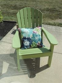 "POLY-WOOD" non-fade Adirondack Chair / part of SET ... one season old ...  !!!