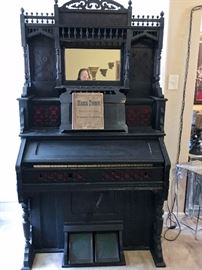 Old pump organ