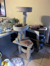 Large cat tree