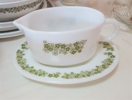 Pyrex Spring Blossom Green Gravy Boat & Platter Plate