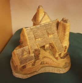 Assorted David Winters Cottage